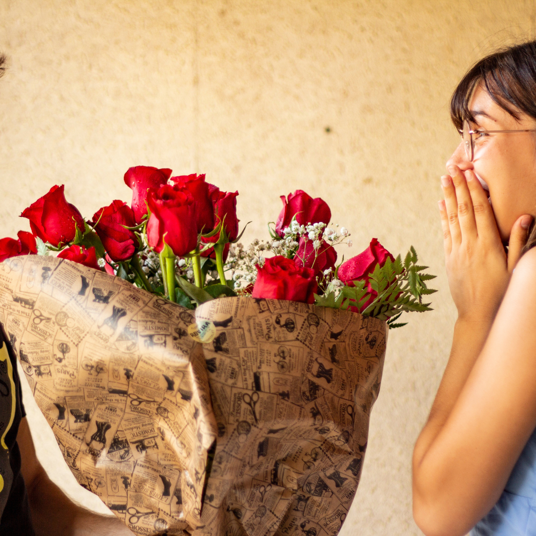 Ramo de Rosas PREMIUM (+9 Rosas a Elegir)
